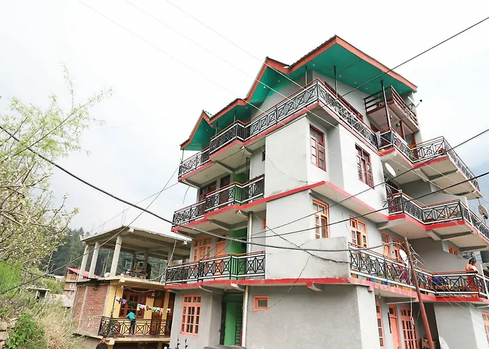 Oyo 15576 Home Luxrious Studio Near Hadimba Temple