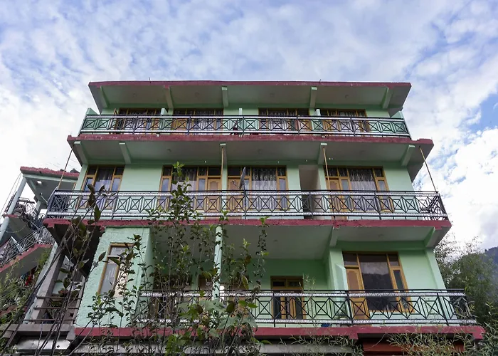 Oyo Home 19573 Lush View Stay