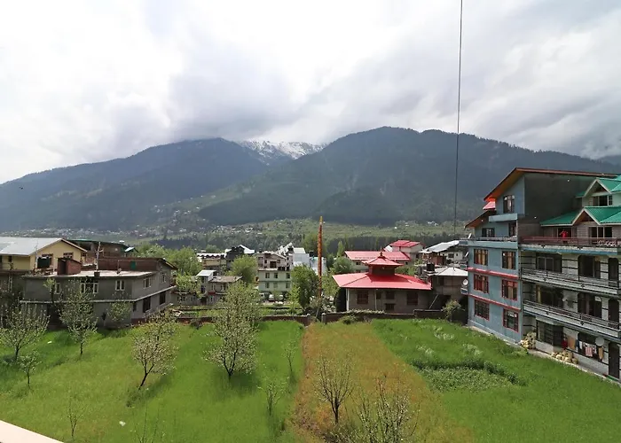 Modern 2Bhk Home Naggar Road