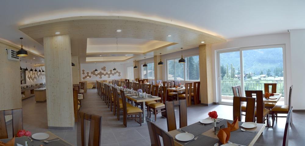 The Orchard Greens Hotel 3*