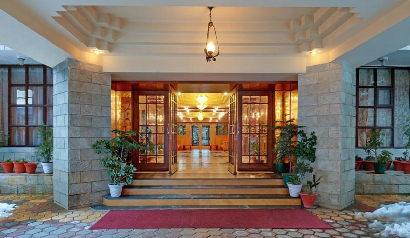 Shingar Regency Hotel Manali (Himachal Pradesh)