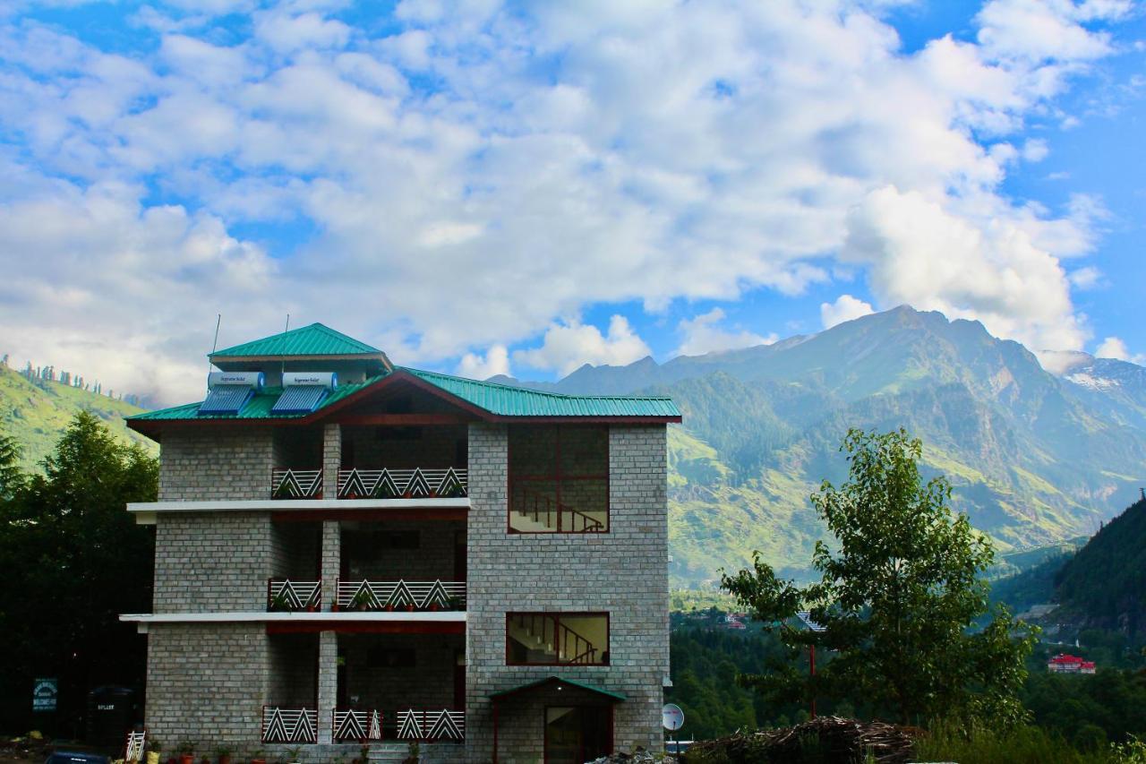 Bed & Breakfast Leela Cottages *