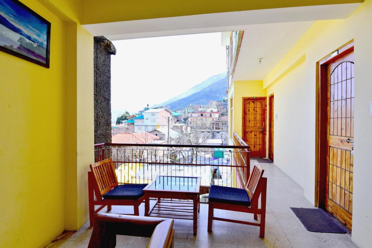 Oyo Flagship 27062 View Manali (Himachal Pradesh)