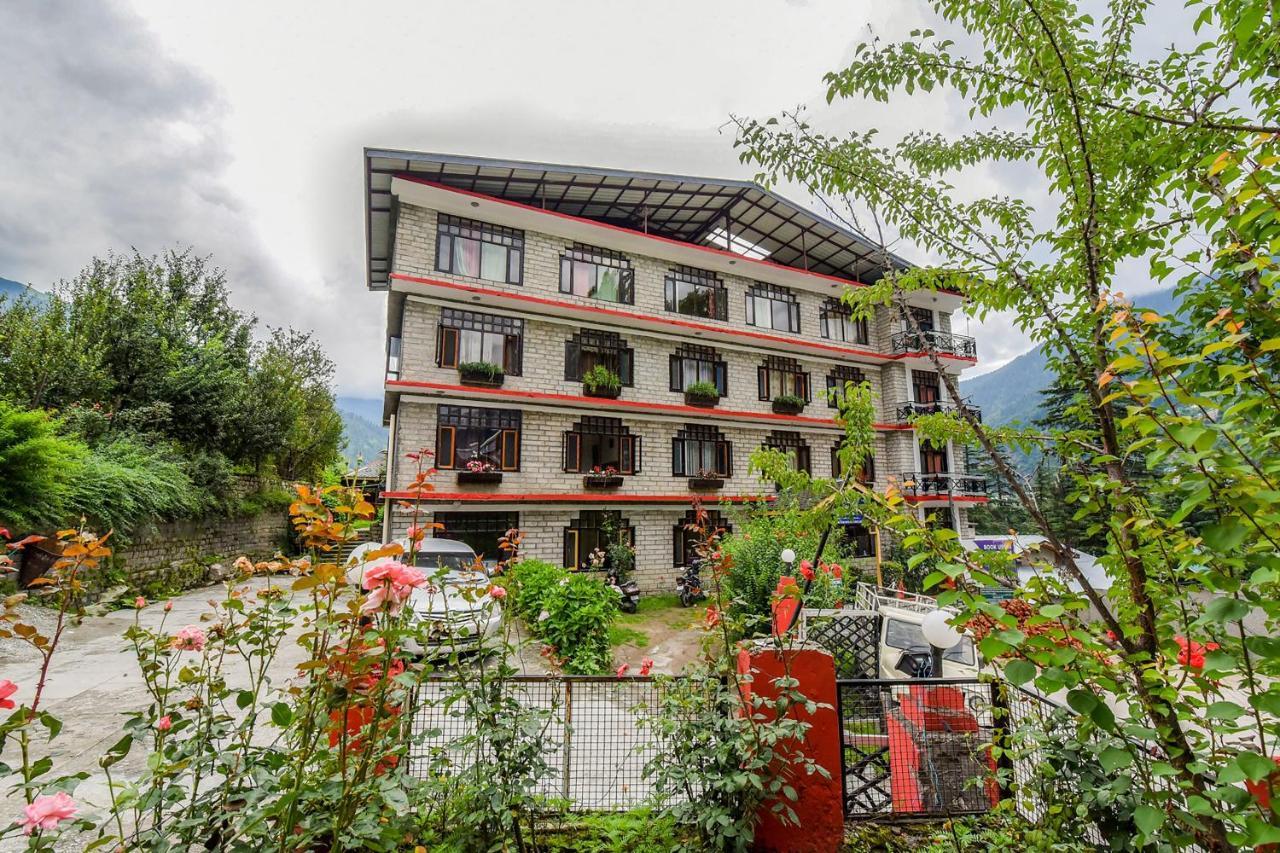 Oyo 33096 Chandertal Manali (Himachal Pradesh)