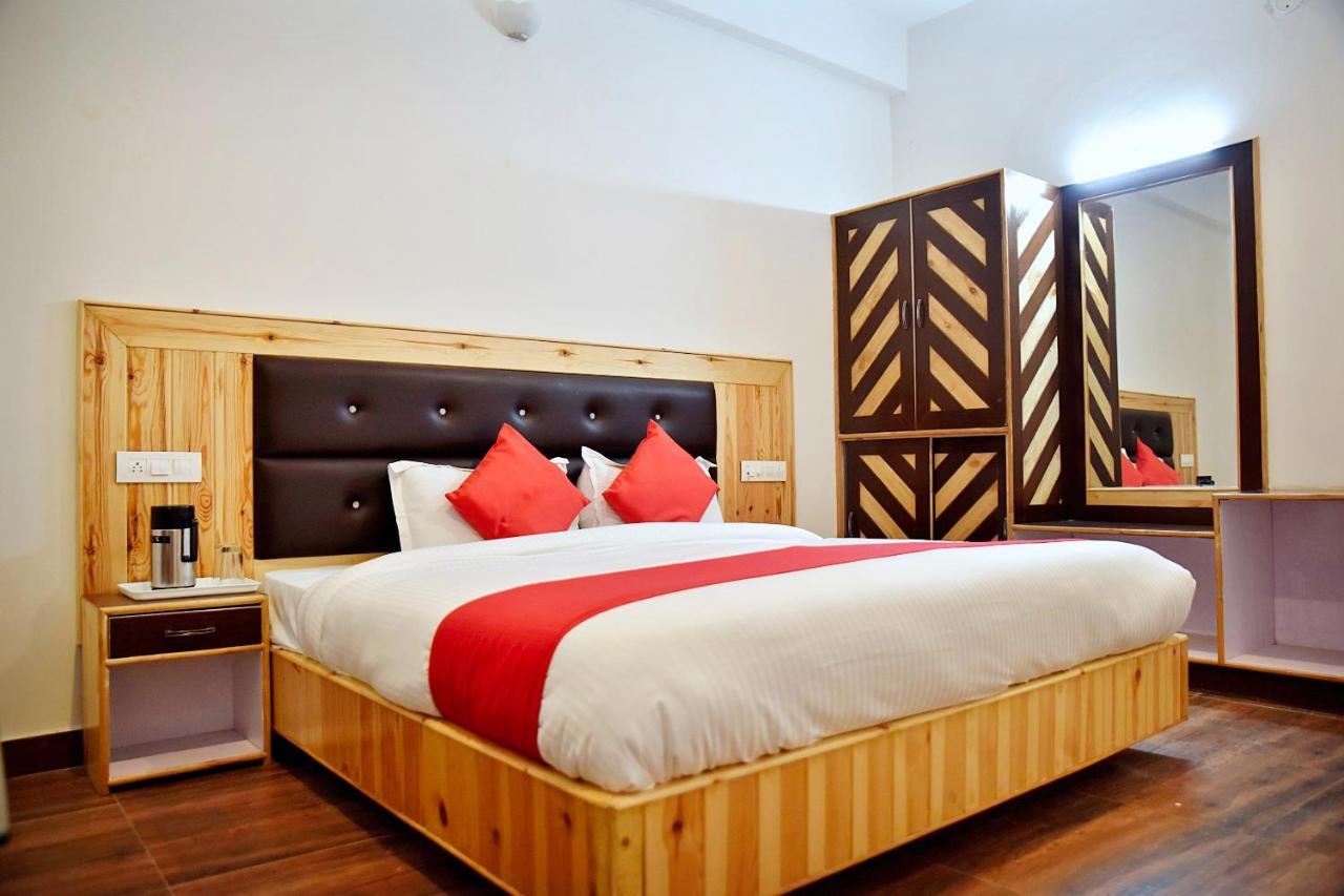 Oyo 10764 Hadimba Hotel 3*