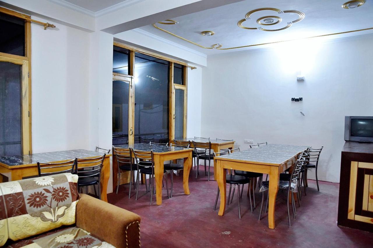 Oyo 10764 Hadimba Hotel