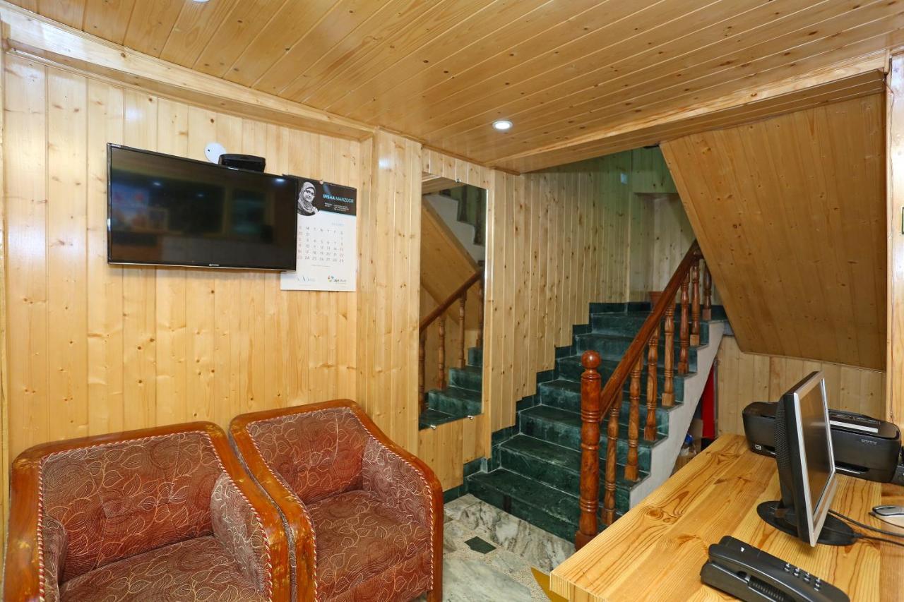 Hotel Oyo 9556 Ancoram