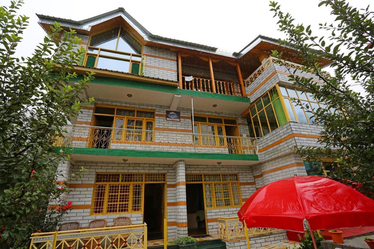 Oyo 9556 Ancoram Hotel Manali (Himachal Pradesh)