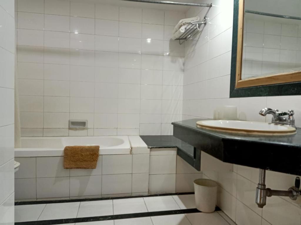 Shingar Regency Hotel