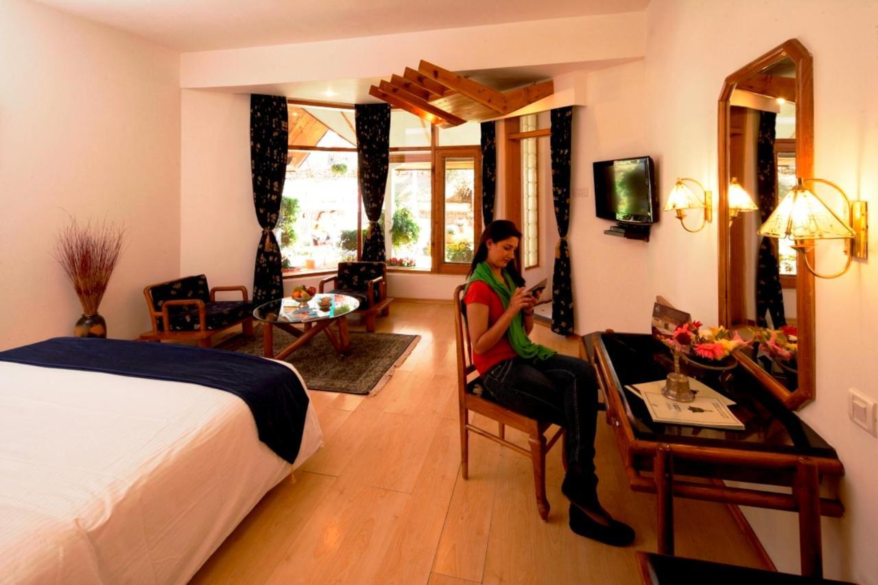 Manuallaya The & Resort Manali (Himachal Pradesh)