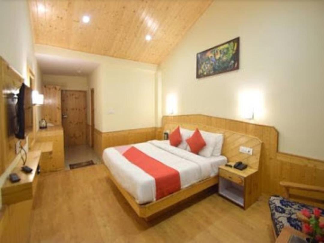 Hotel Mareema The Day Flower Manali (Himachal Pradesh)