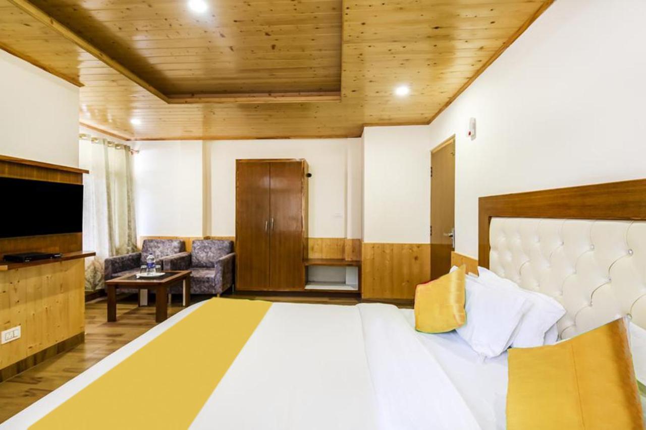 Misty Hills Hotel