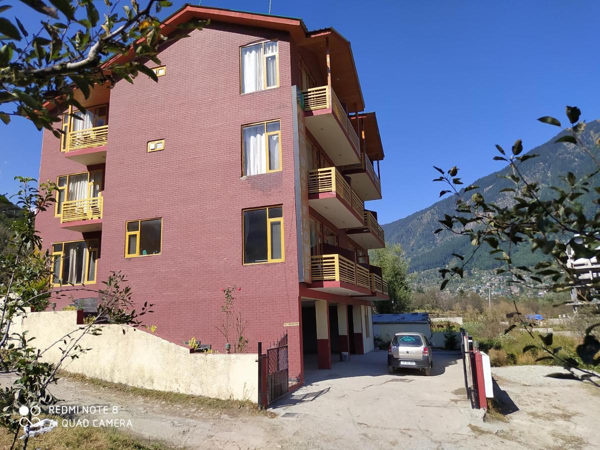 Hotel Mareema The Day Flower Manali (Himachal Pradesh)