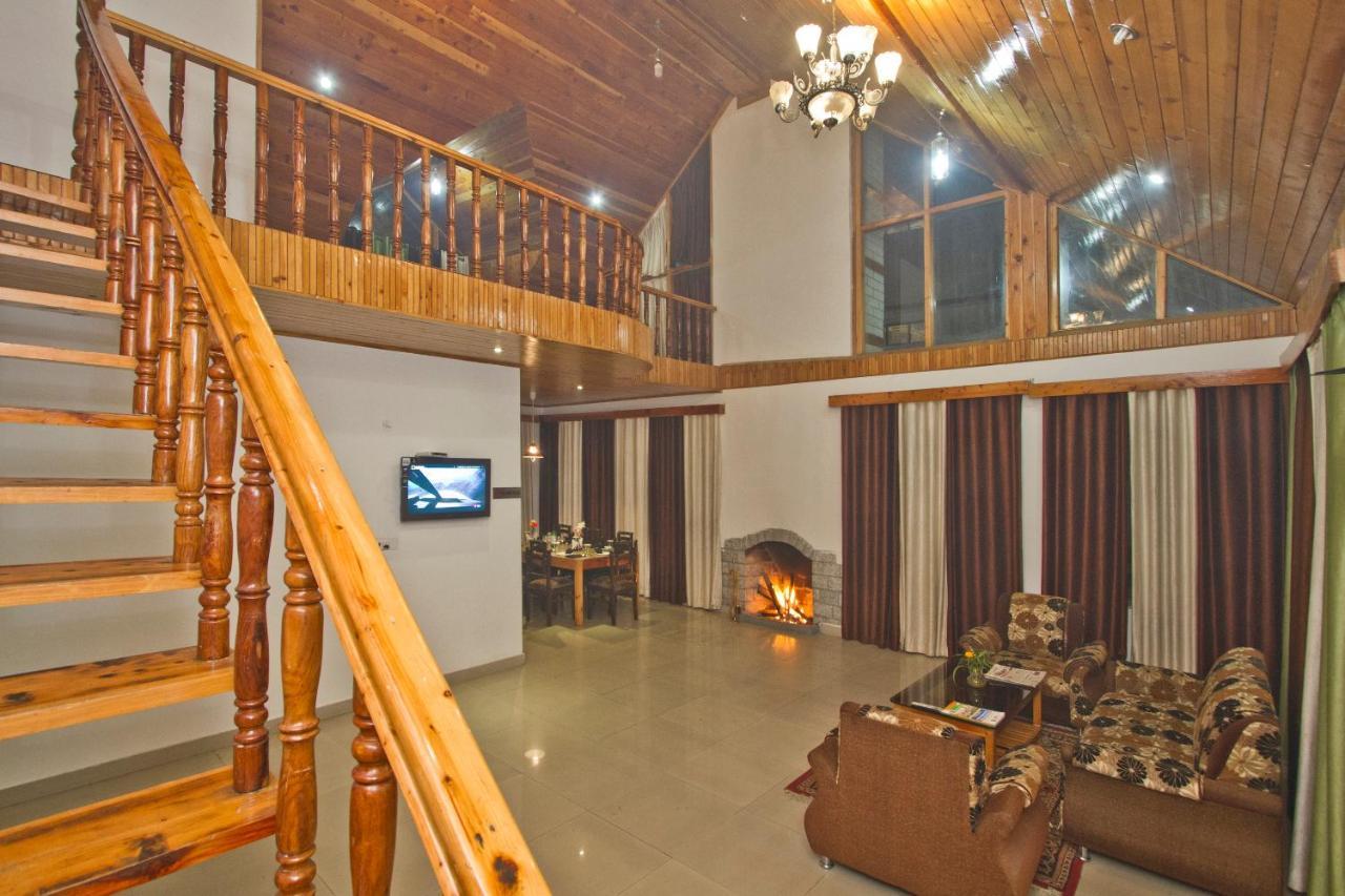 The Cedar & Independent & Kitchenette Fireplace Tandoor & Bbq
