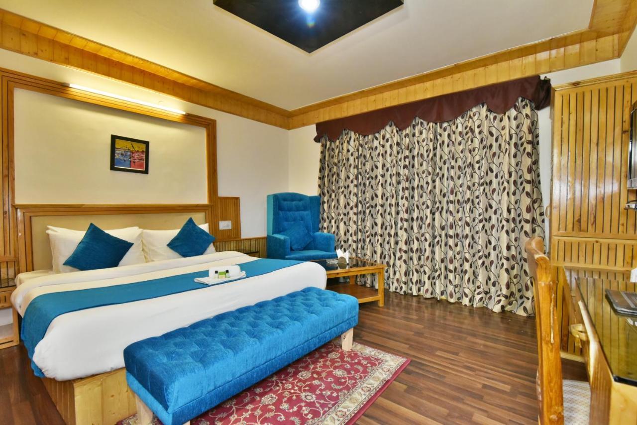 Himgiri Hotel 2*