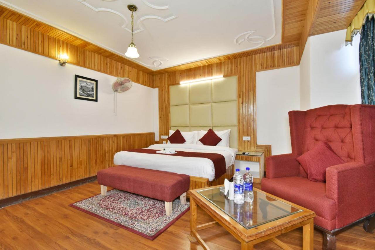 Himgiri Hotel Manali (Himachal Pradesh)