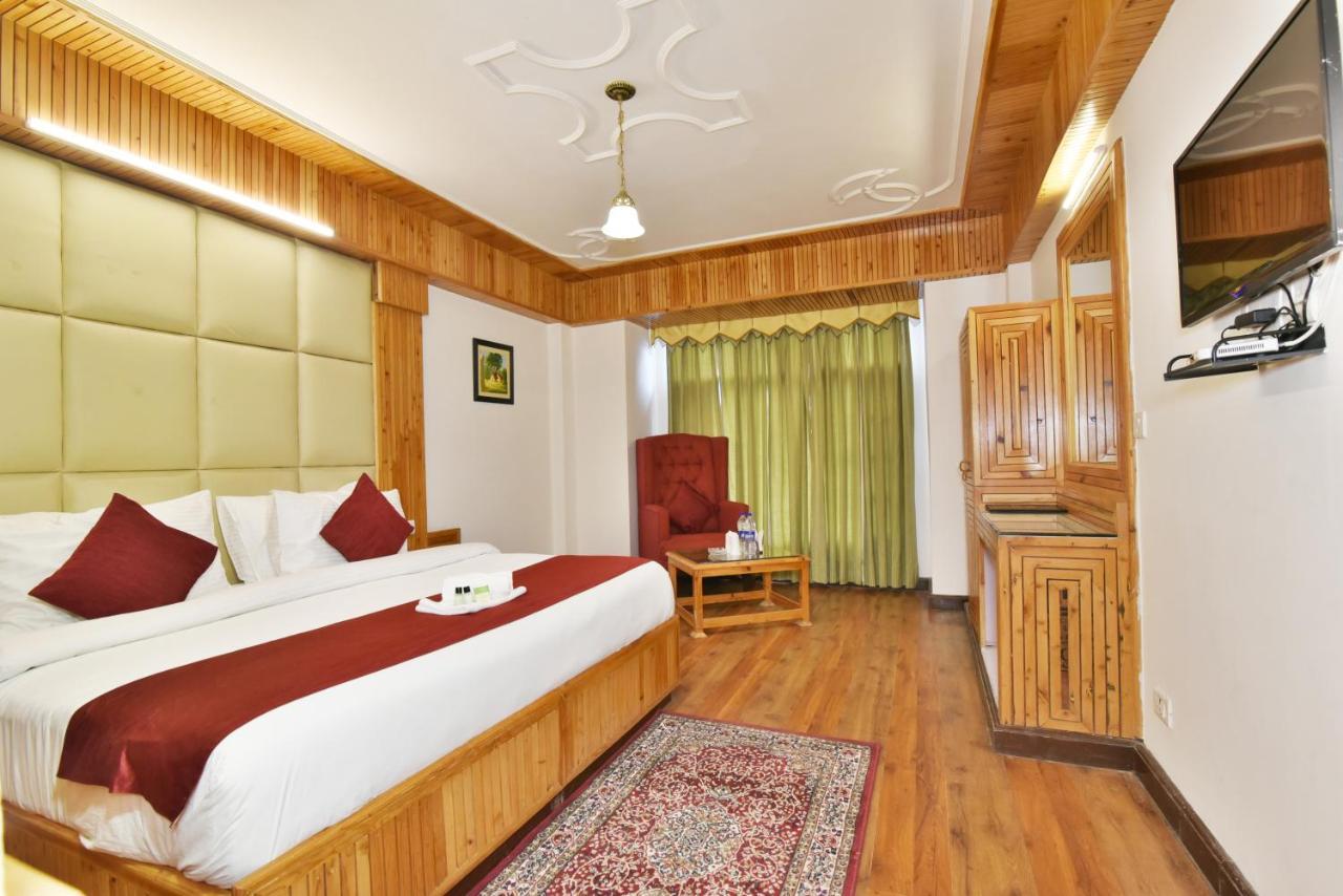 Hotel Himgiri