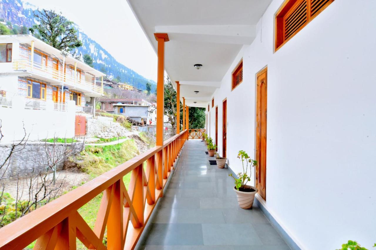 Oyo 10279 Sita Hotel Manali (Himachal Pradesh)