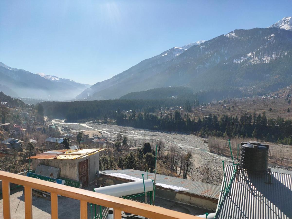 Bhrigu Hotel