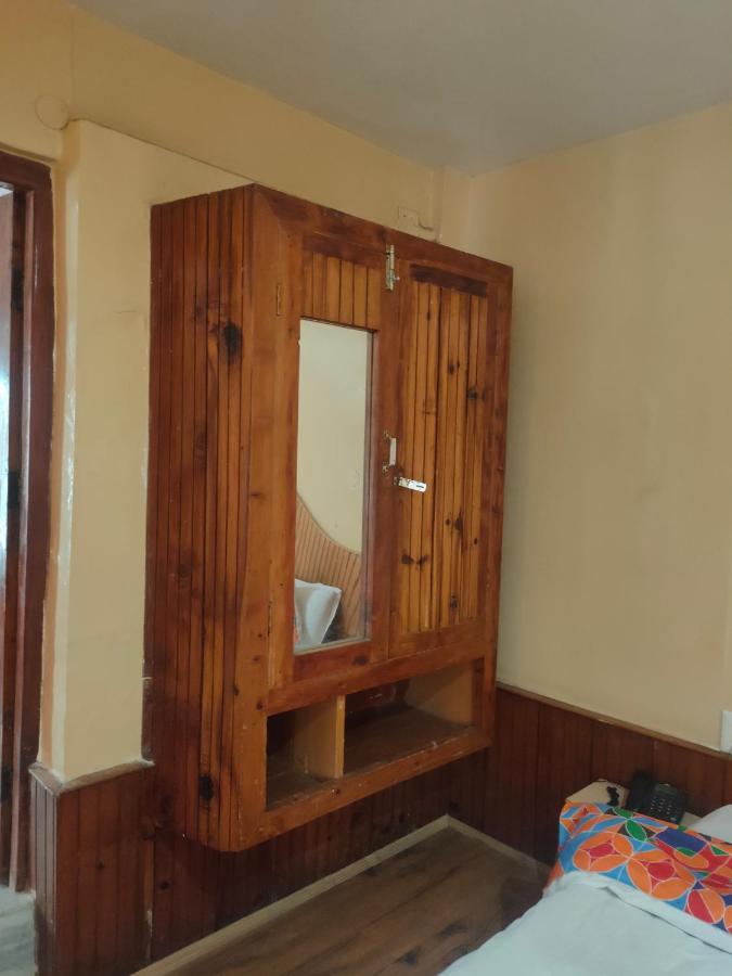 Hotel Bhrigu 3*
