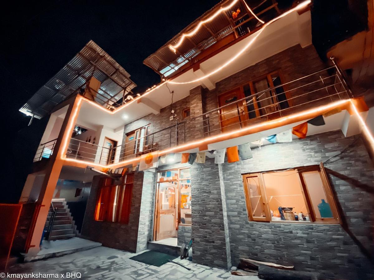 Backpackers Headquarter