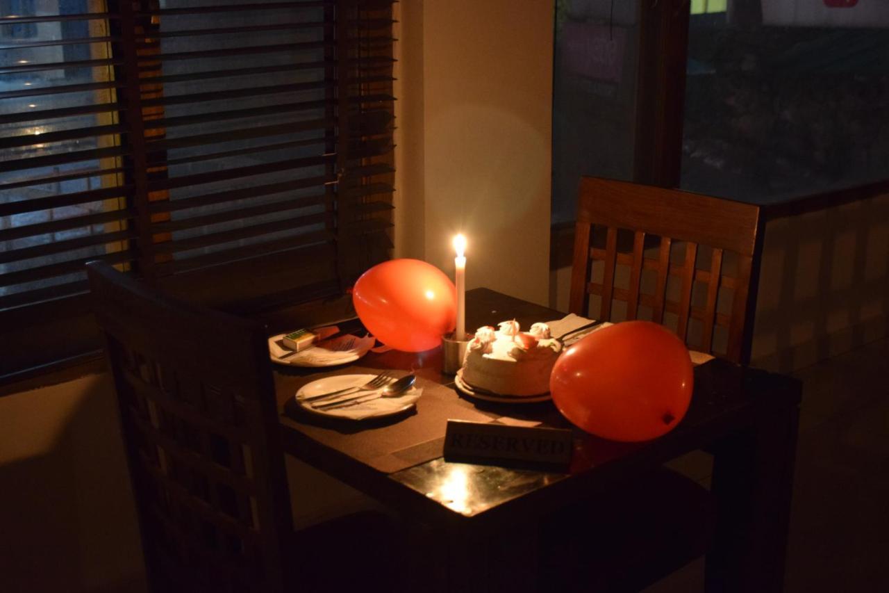 Hotel Sandhya & 4*