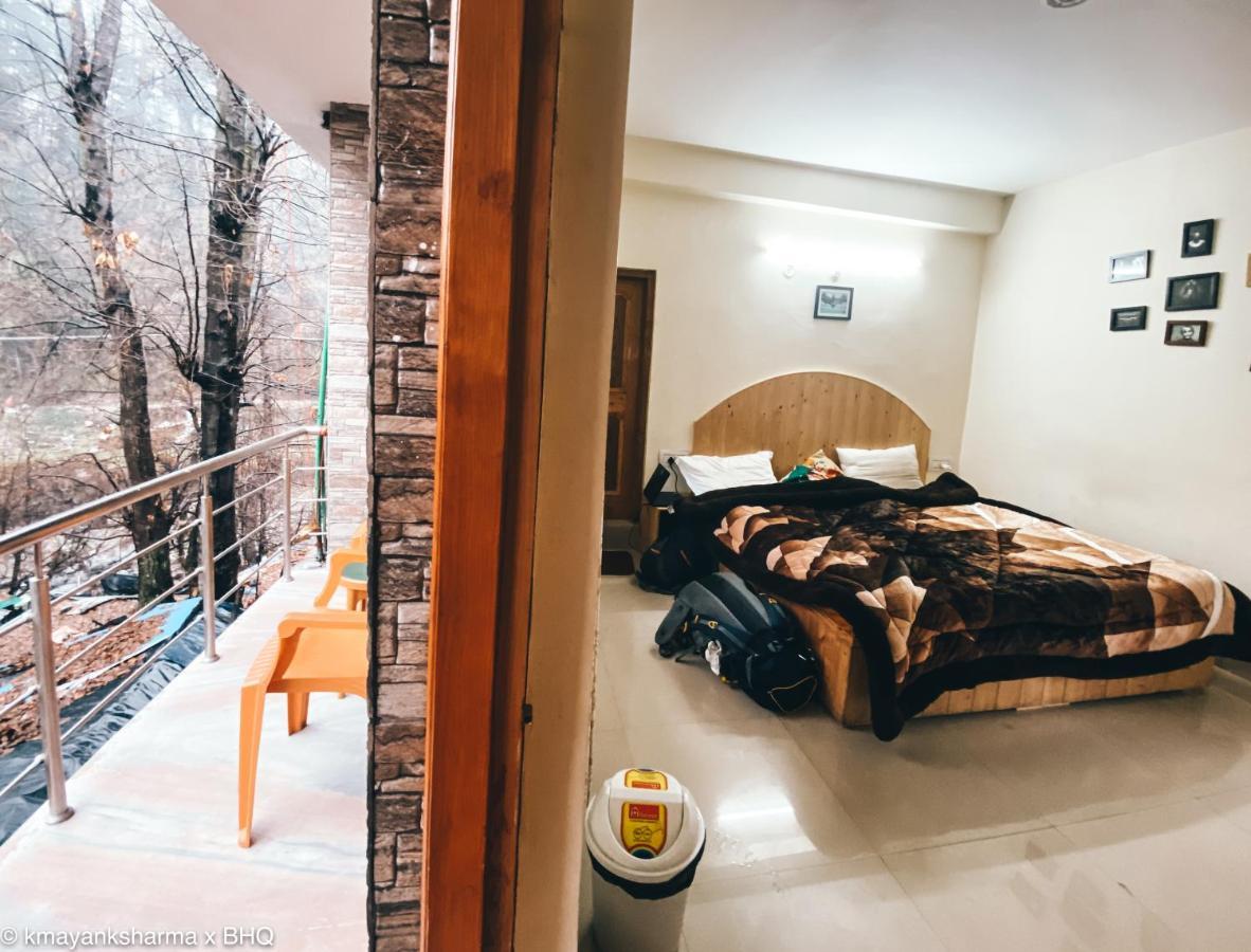 Hostel Backpackers Headquarter
