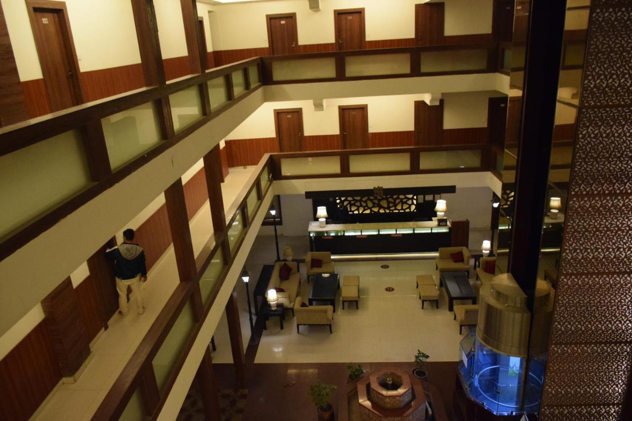Hotel Sandhya & Manali (Himachal Pradesh)
