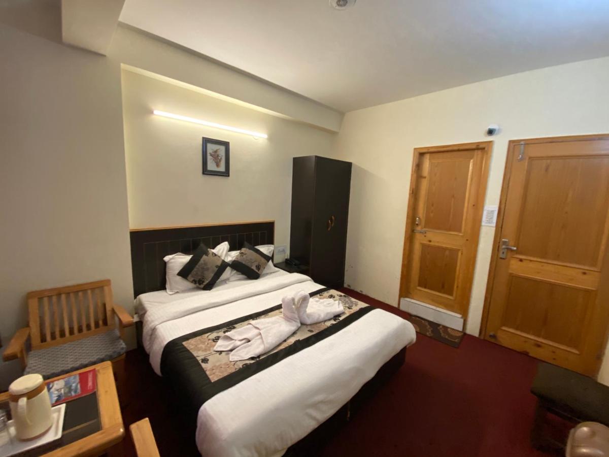 Hotel The Destination Manali (Himachal Pradesh)