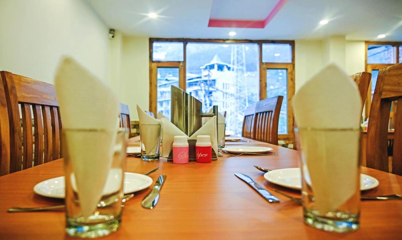 Treebo Dev With Valley View, Mall Road Hotel Manali (Himachal Pradesh)