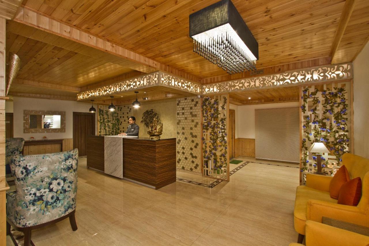 Hotel Avishi Greens