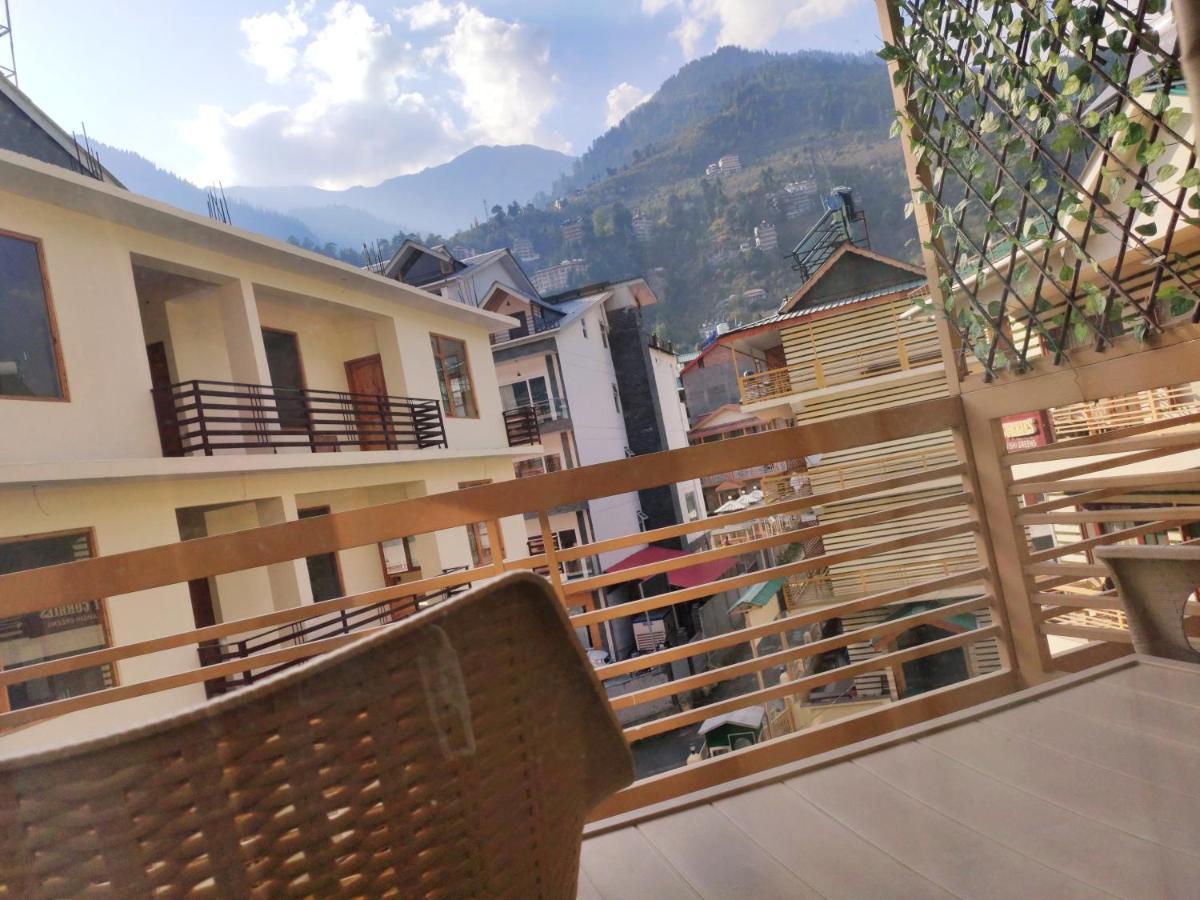 Avishi Greens Hotel 3*