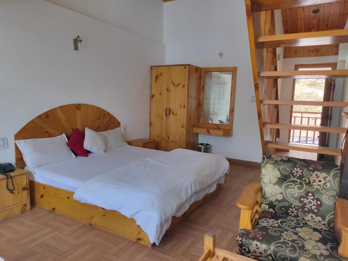 Hotel Bhrigu 3*