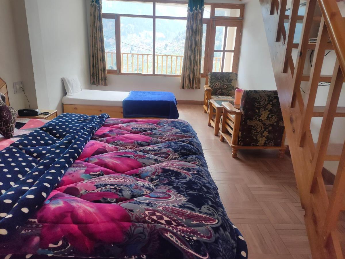 Hotel Bhrigu 3*