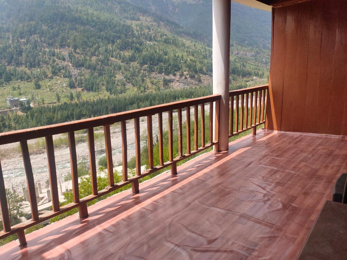 Hotel Bhrigu 3*