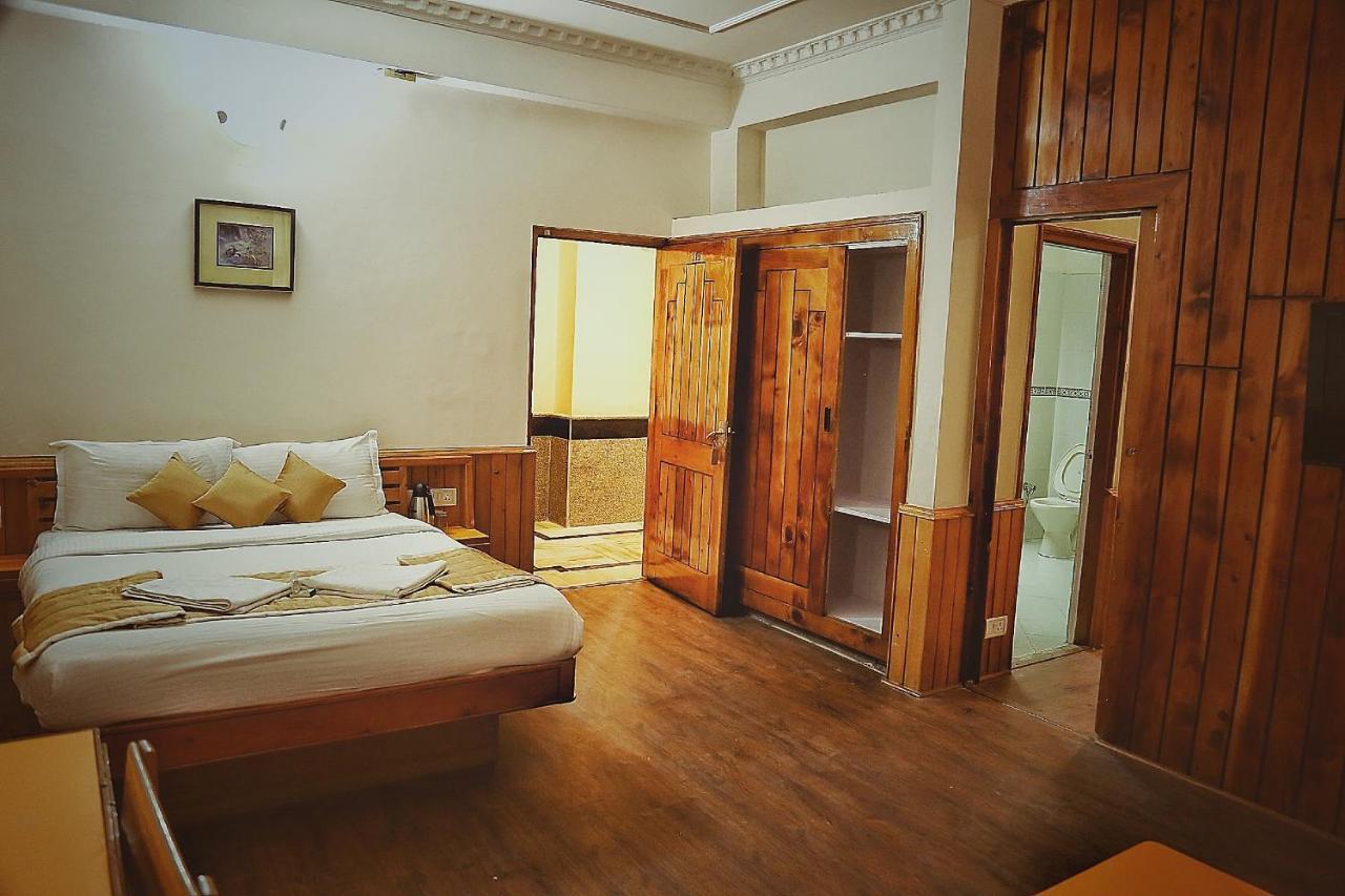 Hotel Snow View Manali (Himachal Pradesh)