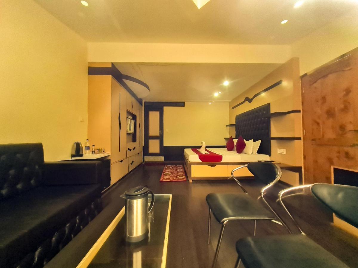 Hotel Mountain Manali (Himachal Pradesh)