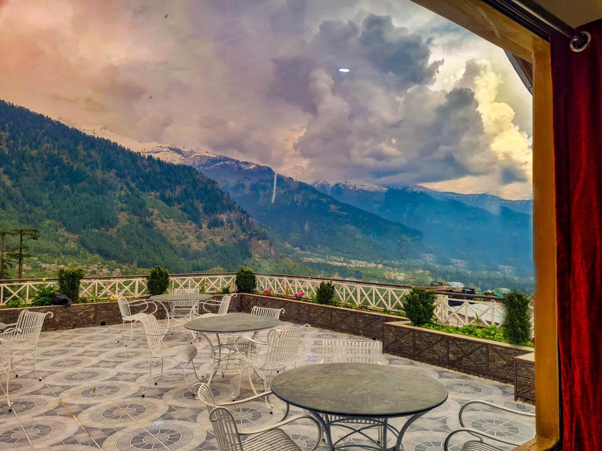 Mountain Hotel Manali (Himachal Pradesh)