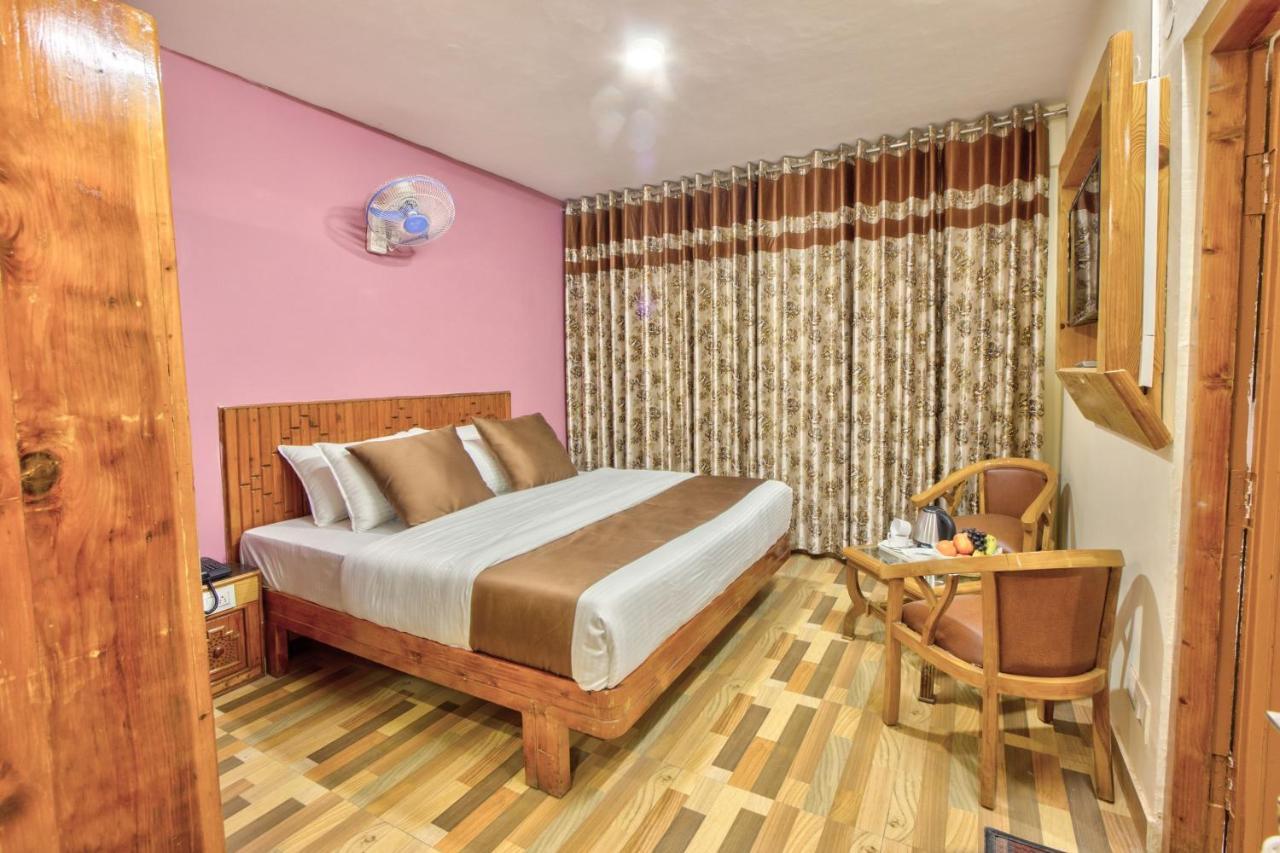 Hotel Ibex Manali (Himachal Pradesh)