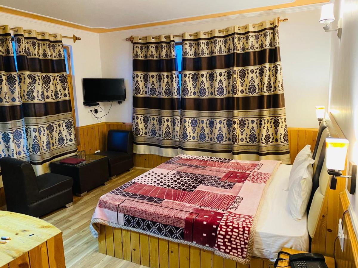 Apple Manali (Himachal Pradesh)
