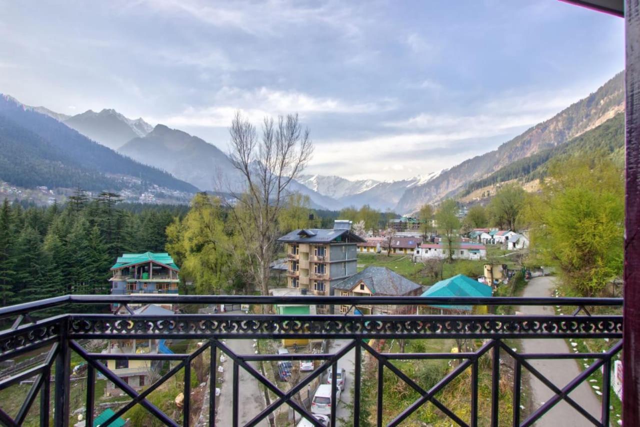 Hotel White Mountain