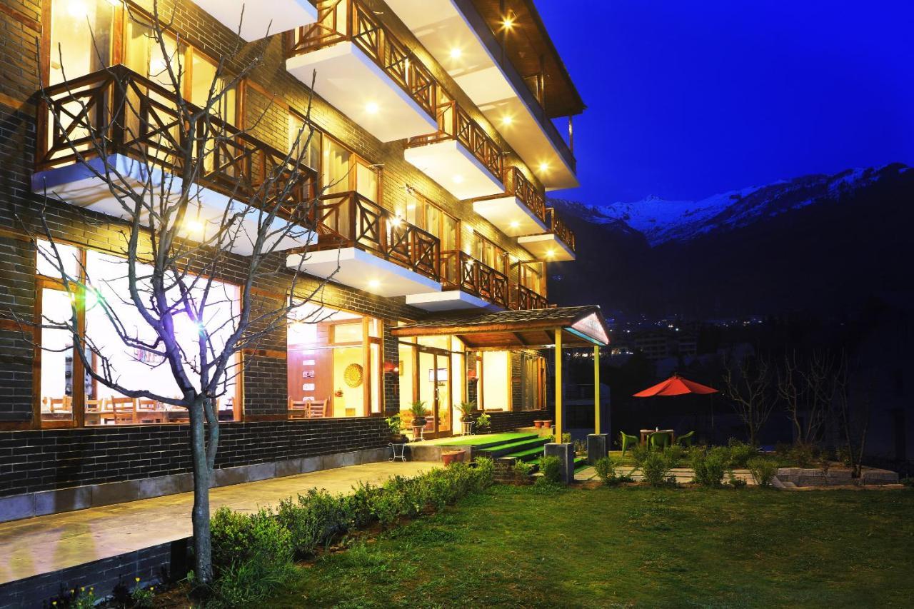The Spruce Mansion 3*
