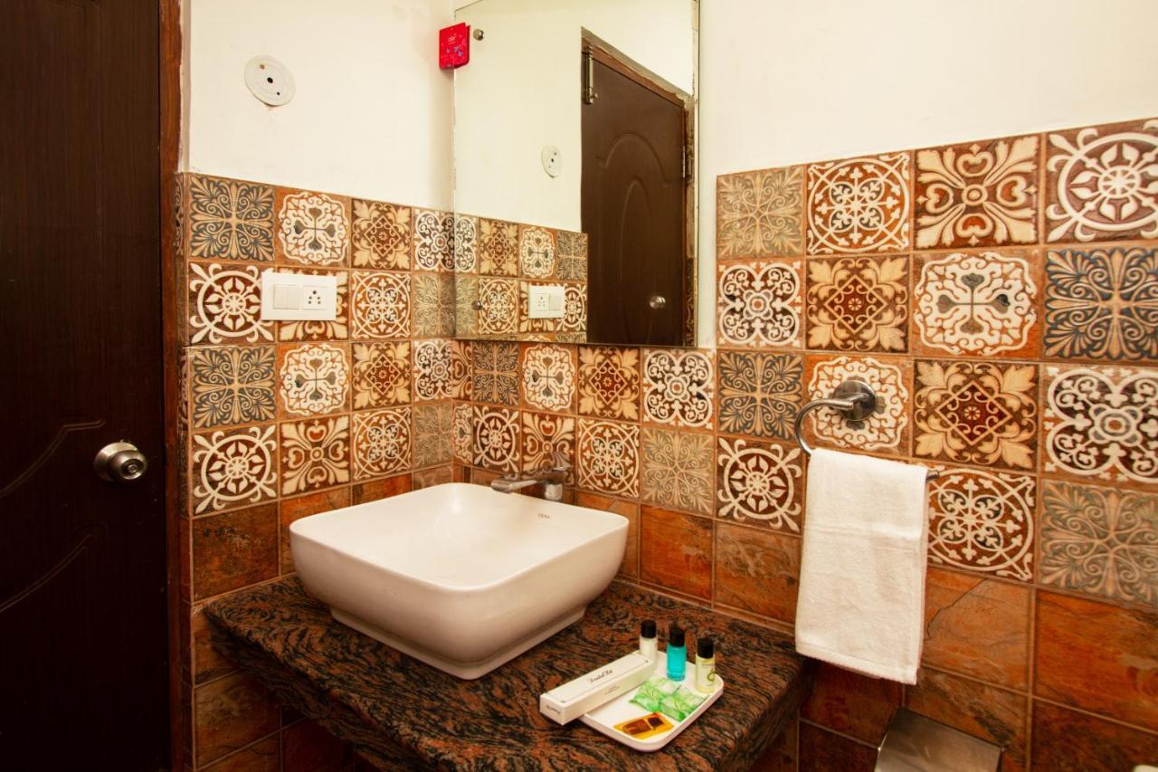 The Spruce Mansion Hotel
