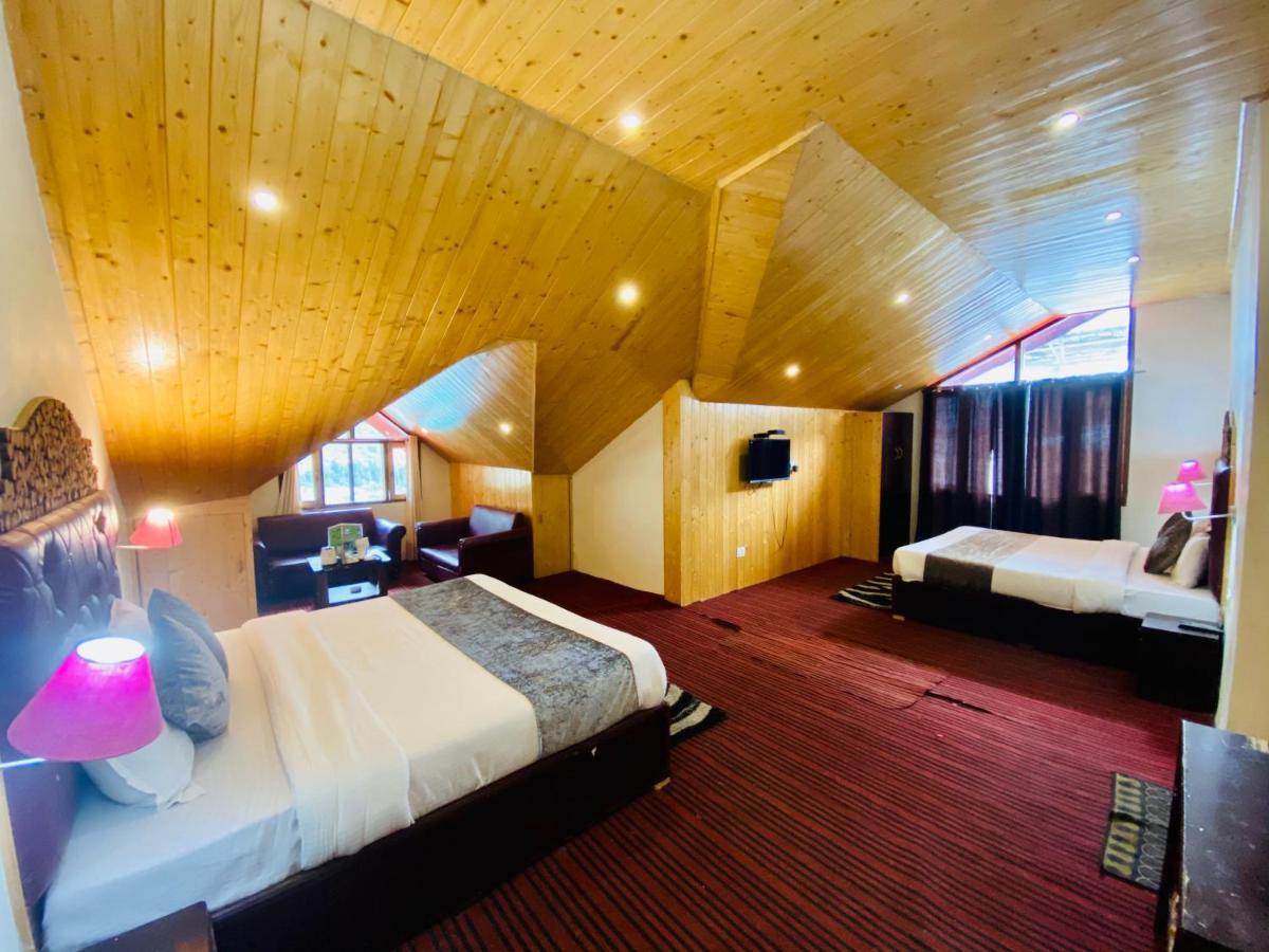 Hadimba Palace - Near Mall Road * Manali (Himachal Pradesh)