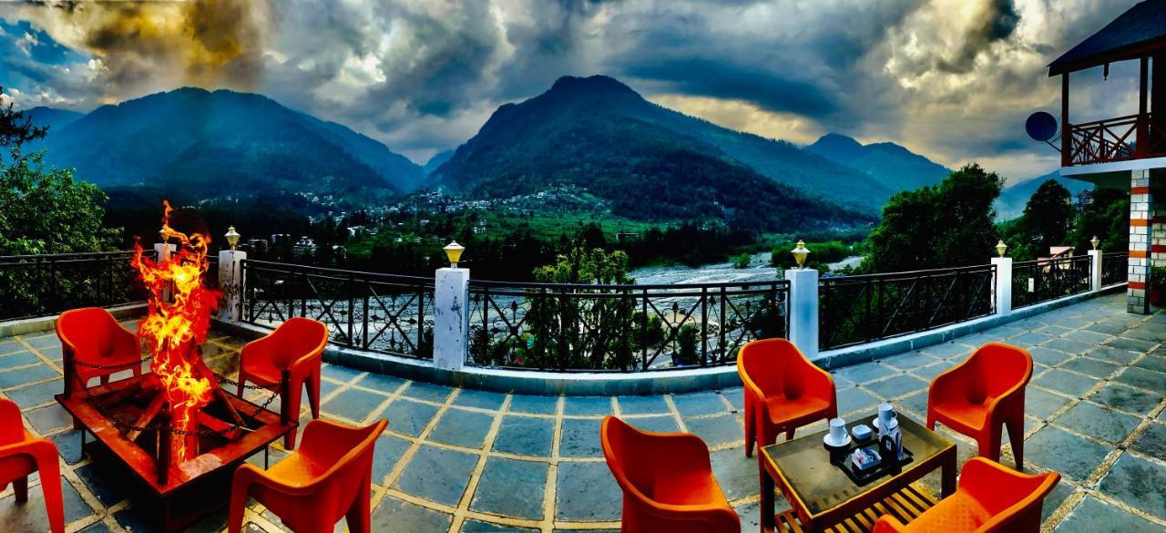 Hotel Hollywood Hotel Manali (Himachal Pradesh)