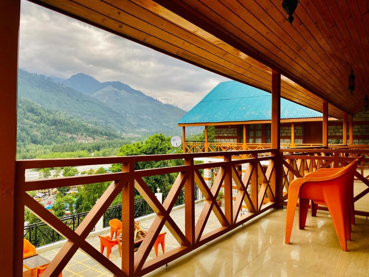 Hotel Hollywood Hotel Manali (Himachal Pradesh)