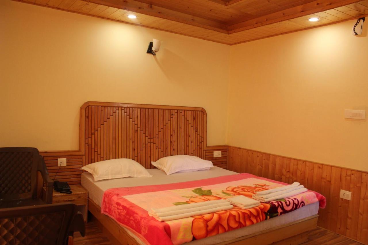 Manalsu Guest house *
