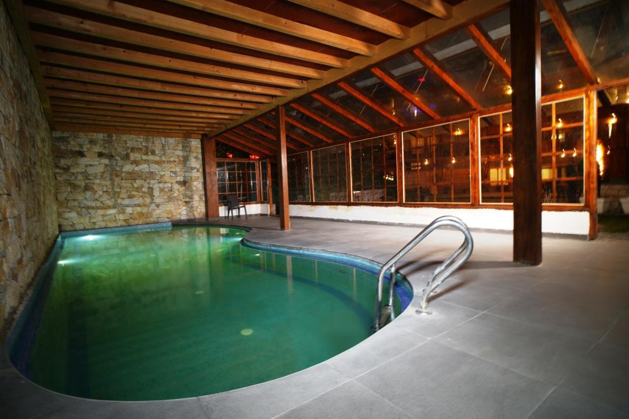 Hotel Sandhya & 4*