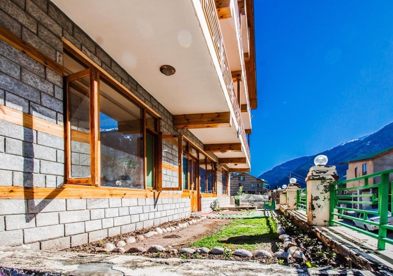 Golden Meadows Hotel Manali (Himachal Pradesh)