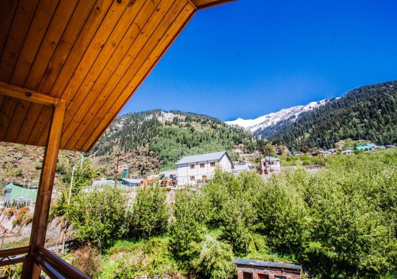 Hotel Golden Meadows 3*